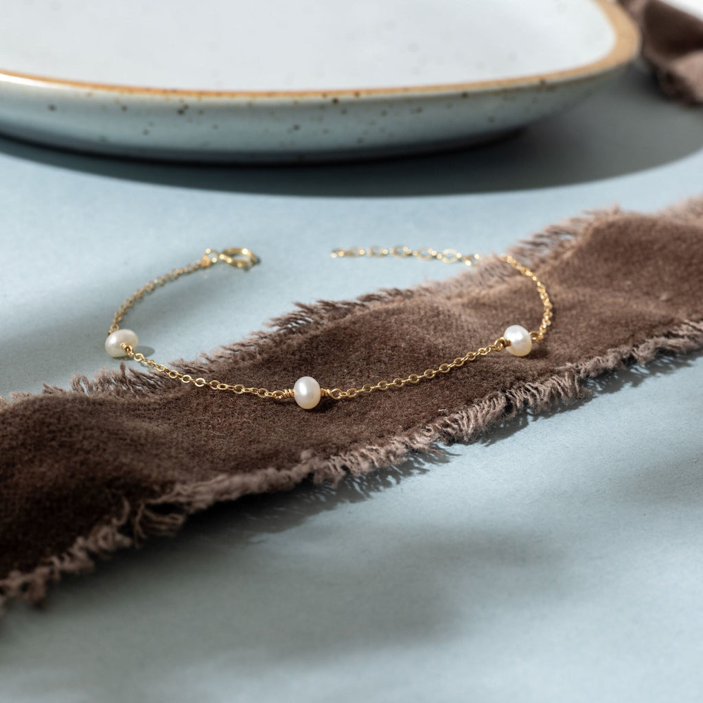 Devva Pearl Bracelet