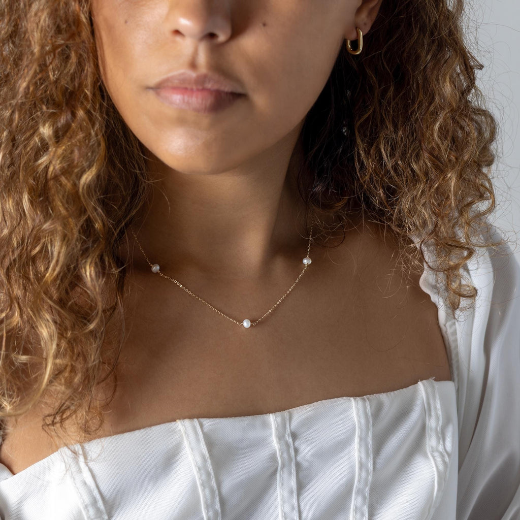 Devva Pearl Necklace